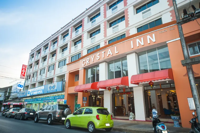 Crystal Inn - Image 1