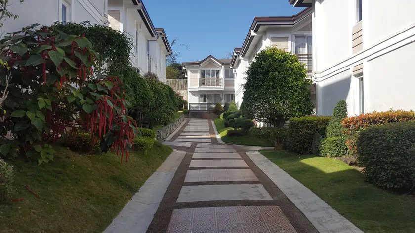 Tagaytay Hampton Villa - Image 1