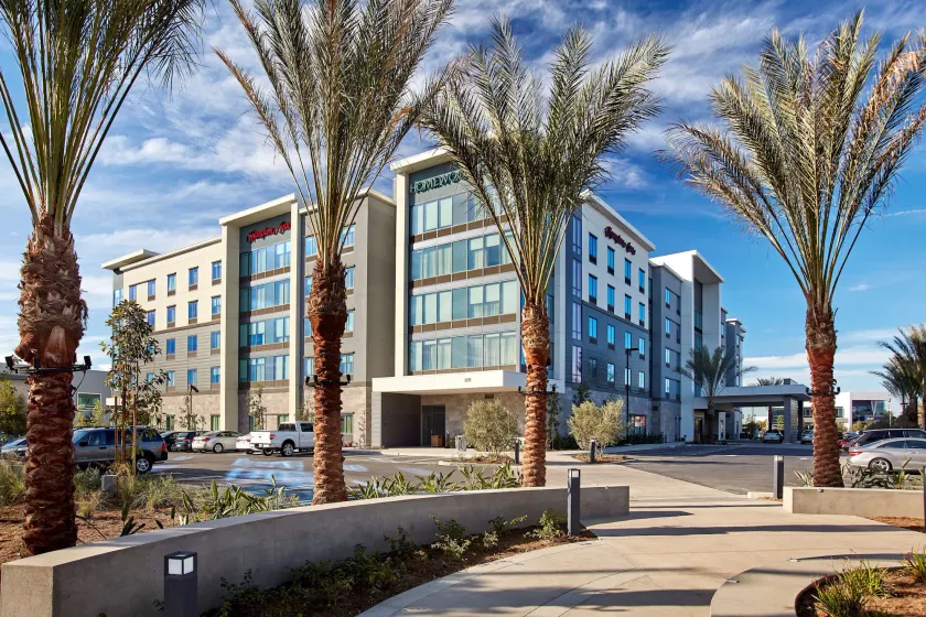 Homewood Suites by Hilton Long Beach Airport - Image 1