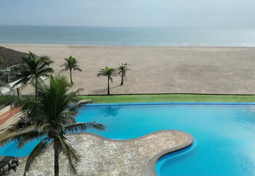 Hotel Arenas del Mar Resort - Image 1
