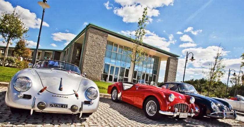 Chianti Village - Free Parking & Pool - Image 1