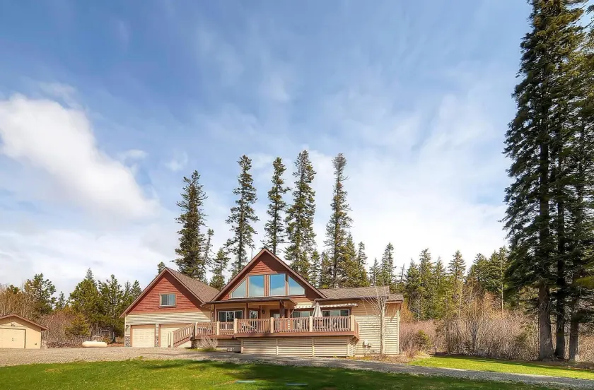 Cascade Mountain Villa - Image 1