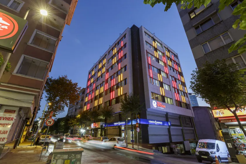 Ramada Encore by Wyndham Istanbul Sisli - Image 1