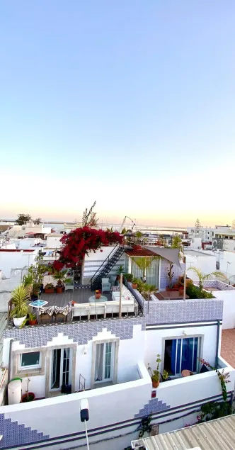 Zenit Olhao B & B with sea view rooftop terrace - Image 1