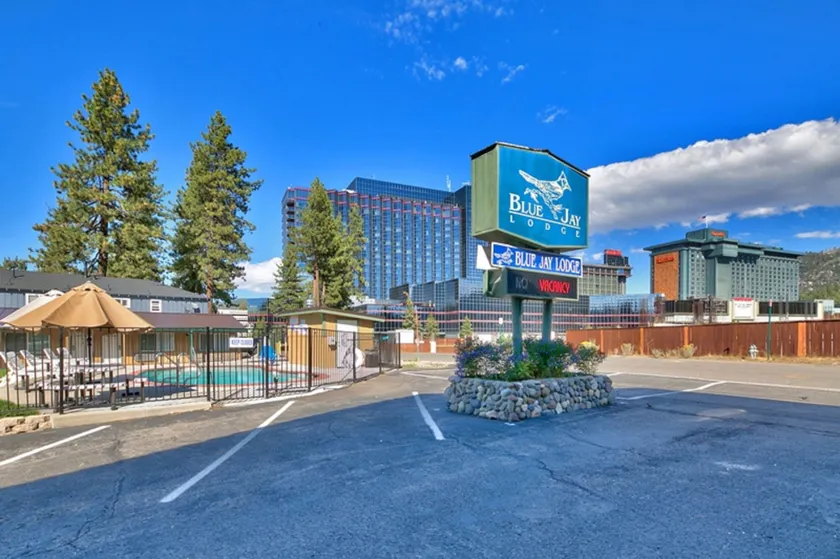 Blue Jay Lodge - Image 1