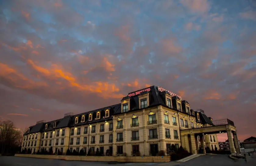 Hotel Brossard, an Ascend Collection Hotel - Image 1