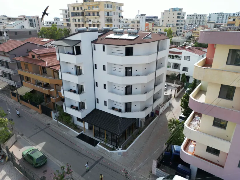 MondurO Hotel - Image 1