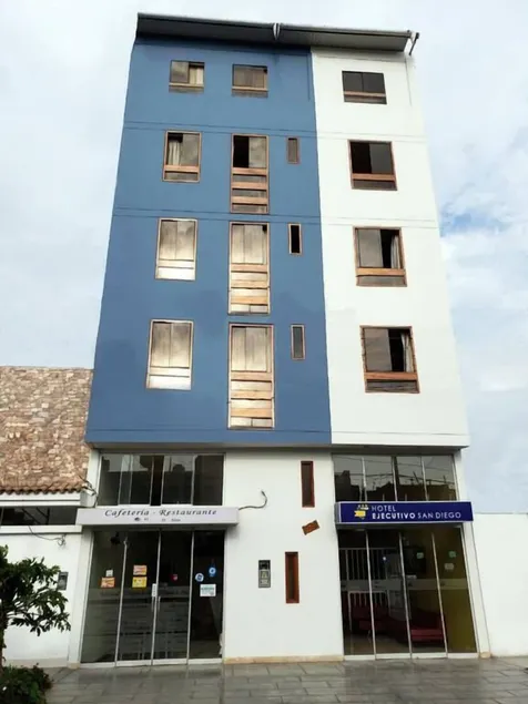 Hotel Ejecutivo San Diego - Image 1