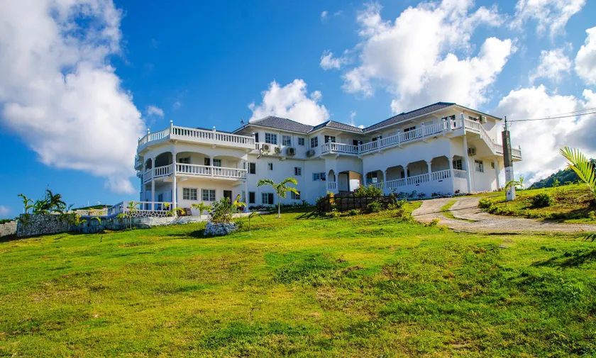 Villa Juanita - Image 1