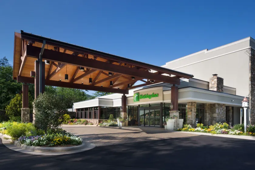 Holiday Inn Asheville East-Blue Ridge Pkwy by IHG - Image 1
