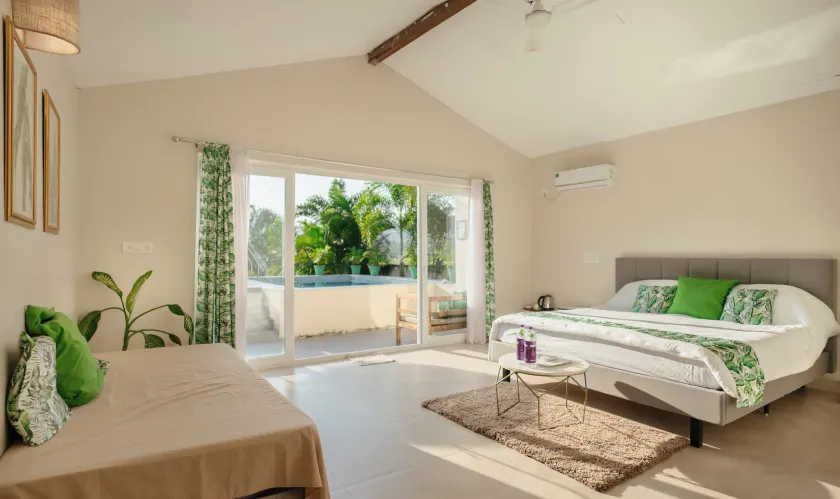 Green Leaf Resort - Room