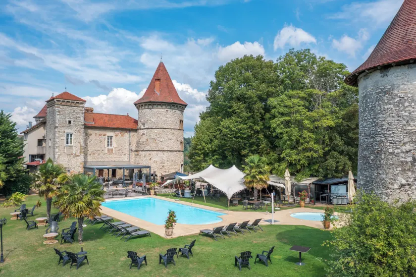 Château Chapeau Cornu - Image 1