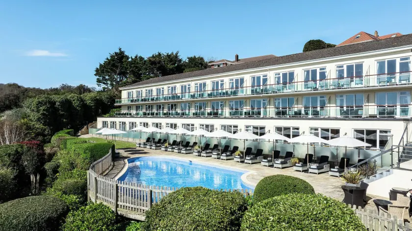 Hotel Cristina - Image 1
