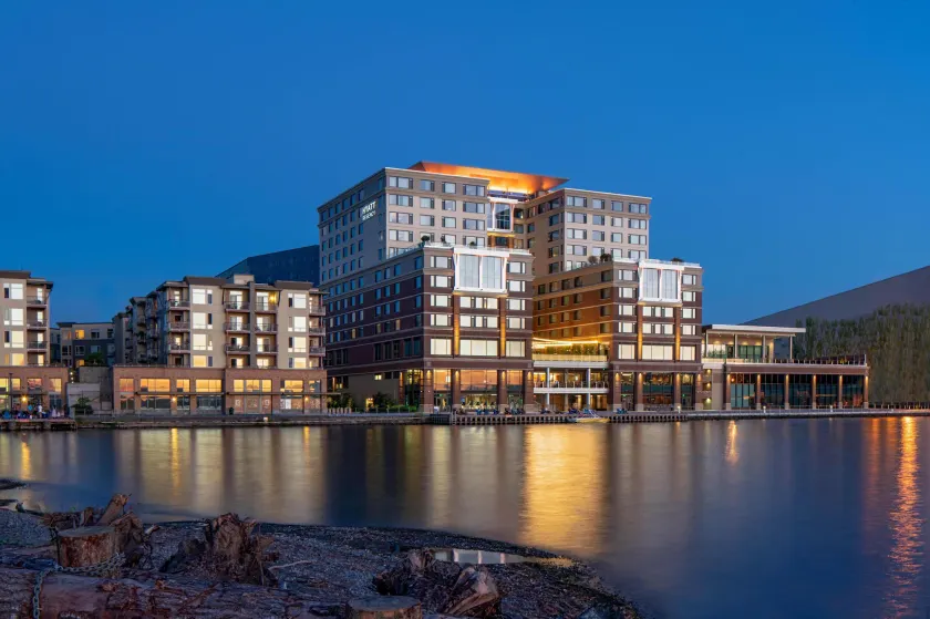 Hyatt Regency Lake Washington at Seattle's Southport - Image 1
