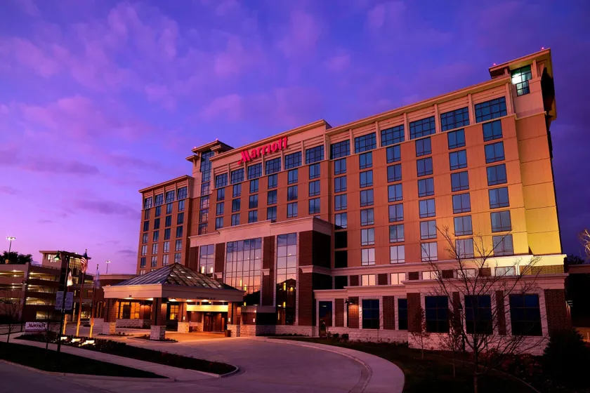 Marriott Bloomington Normal Hotel and Conference Center - Image 1
