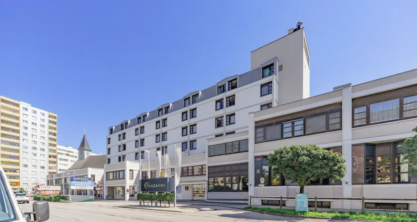 PLAZA INN Wels - Image 1