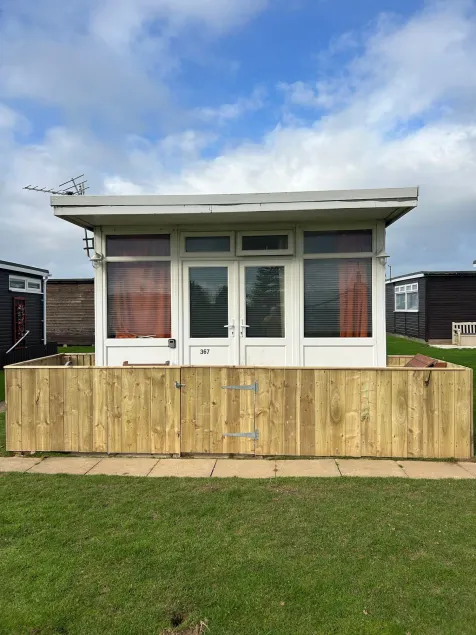 Chalet Riki Family Retreat in East Riding of Yorkshire - Image 1