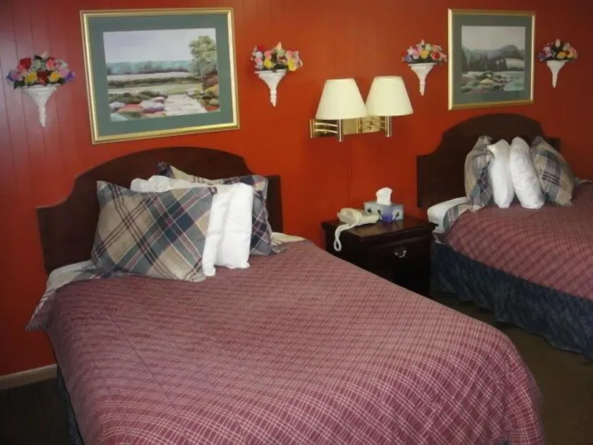 Standish Motel - Image 1