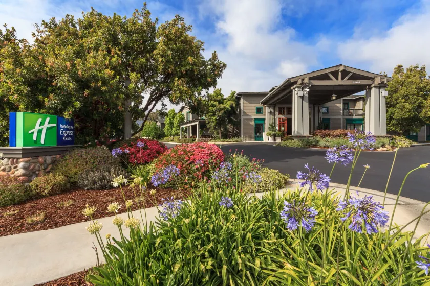 Holiday Inn Express & Suites Carpinteria by IHG - Image 1