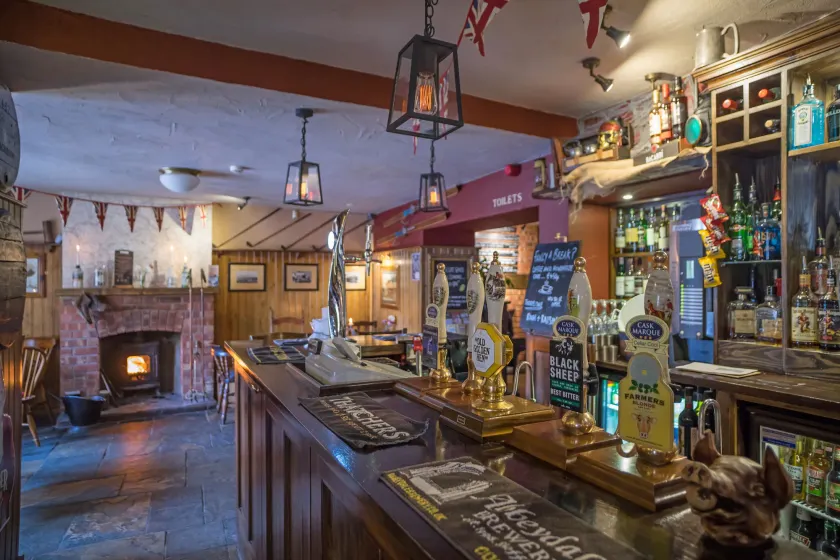 Peak Hotel Castleton - Image 1