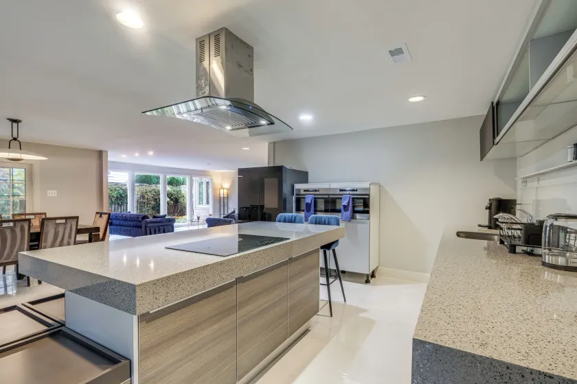 Perfect Retreat in Bethesda with 5-Bedrooms Best Location - Image 1