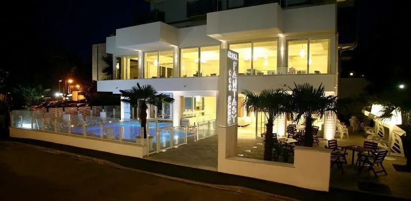 Hotel Fantasy - Image 1