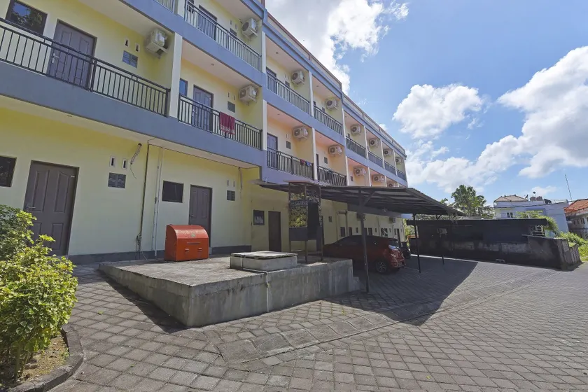 OYO Life 90675 Ld Residence - Image 1