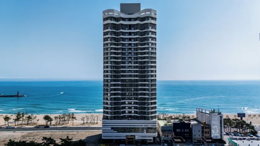 St. The Suite Yangyang - Image 1
