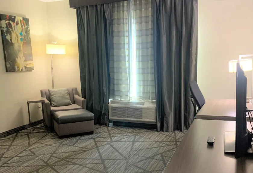 Comfort Inn & Suites Houston I-45 North - IAH - Chambre