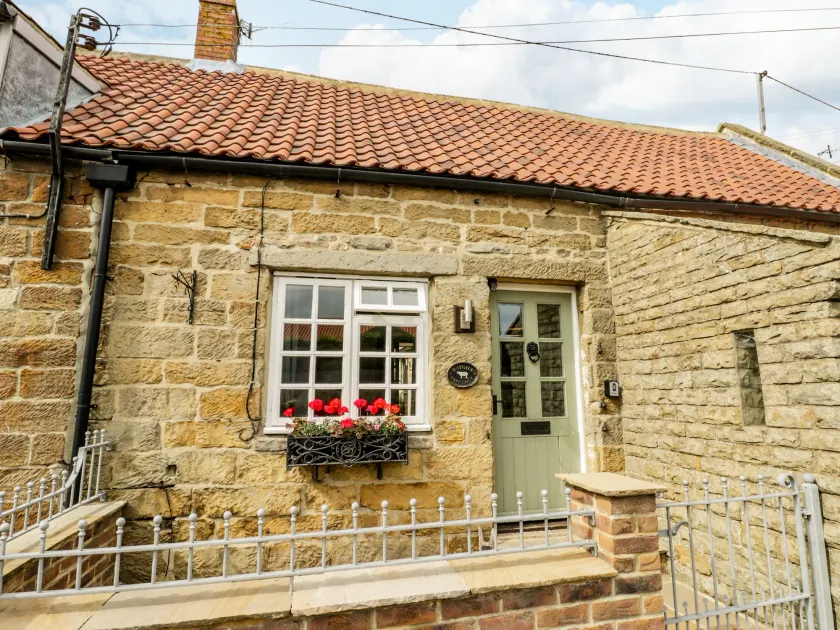 Raygill Cottage - Image 1