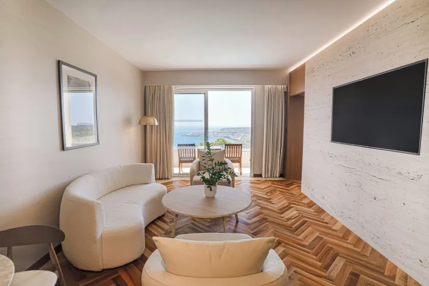 Grecian Park - Image 1