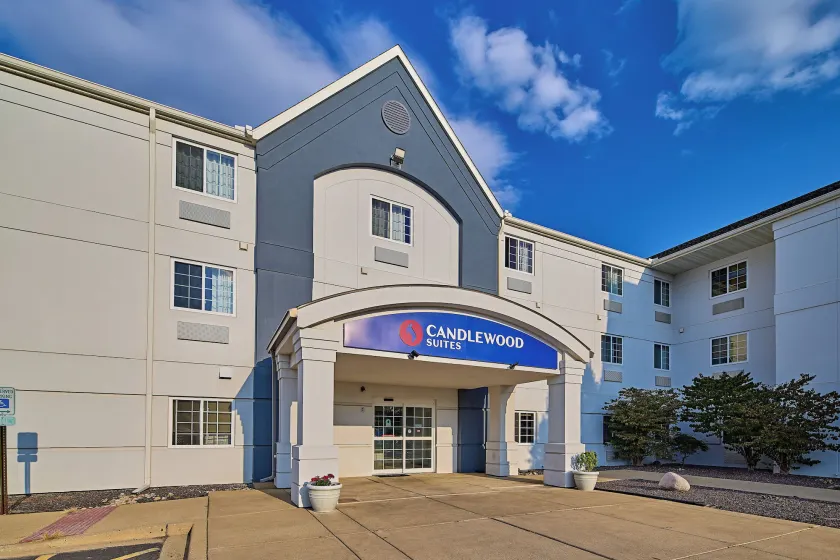 Candlewood Suites - Peoria at Grand Prairie by IHG - Image 1