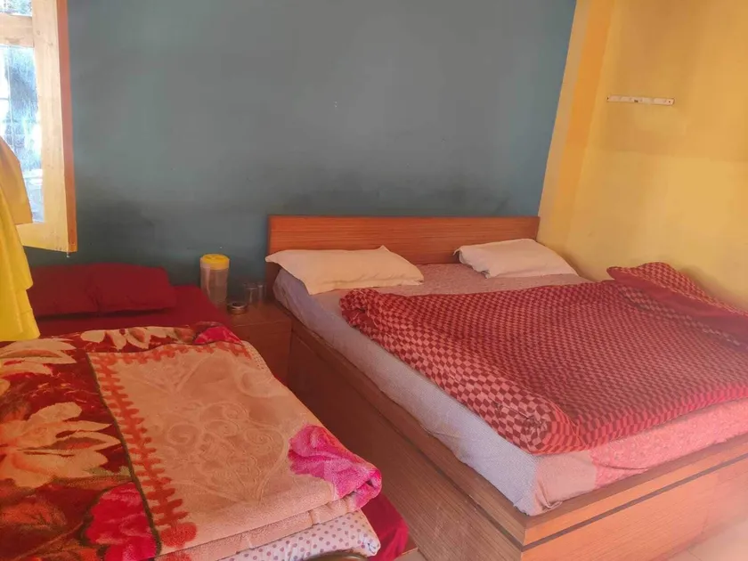 Jain Rest House - Camera