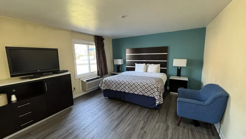 Americas Best Value Inn New London Mystic - Image 1
