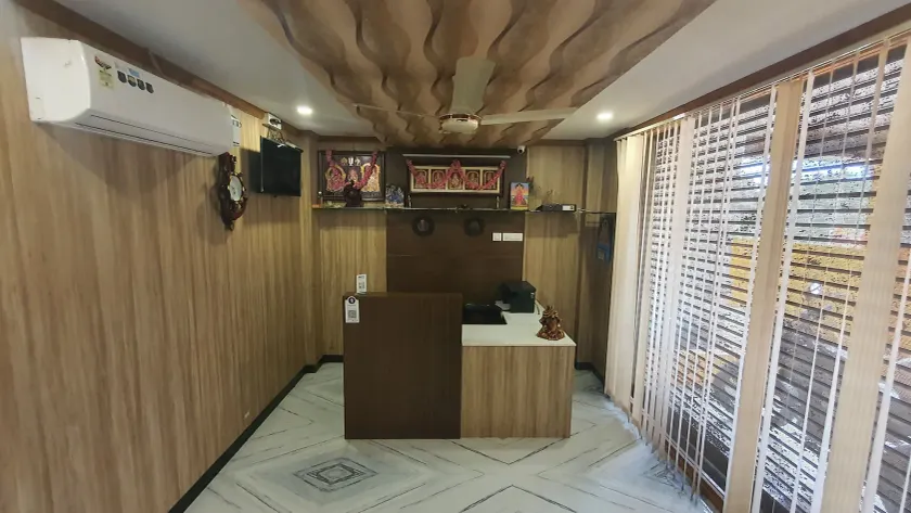 JR Guest Home - Lobby