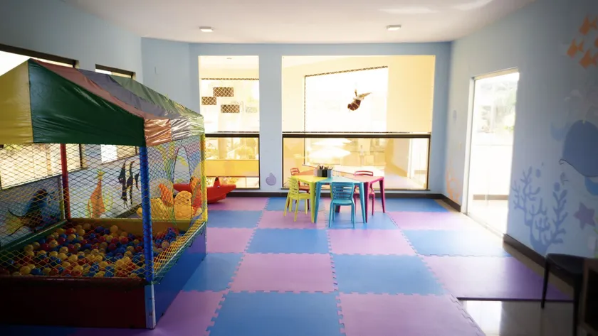 Pontal Praia Hotel - Image 1