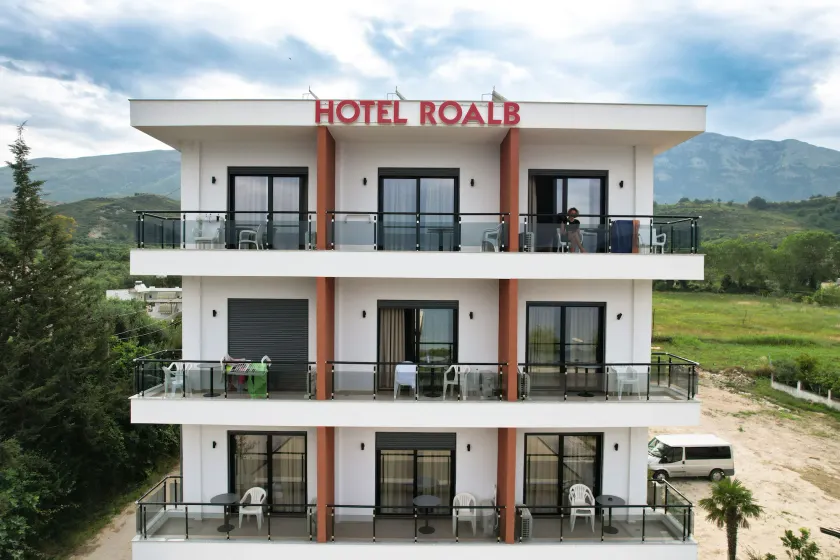 Hotel Roalb - Image 1