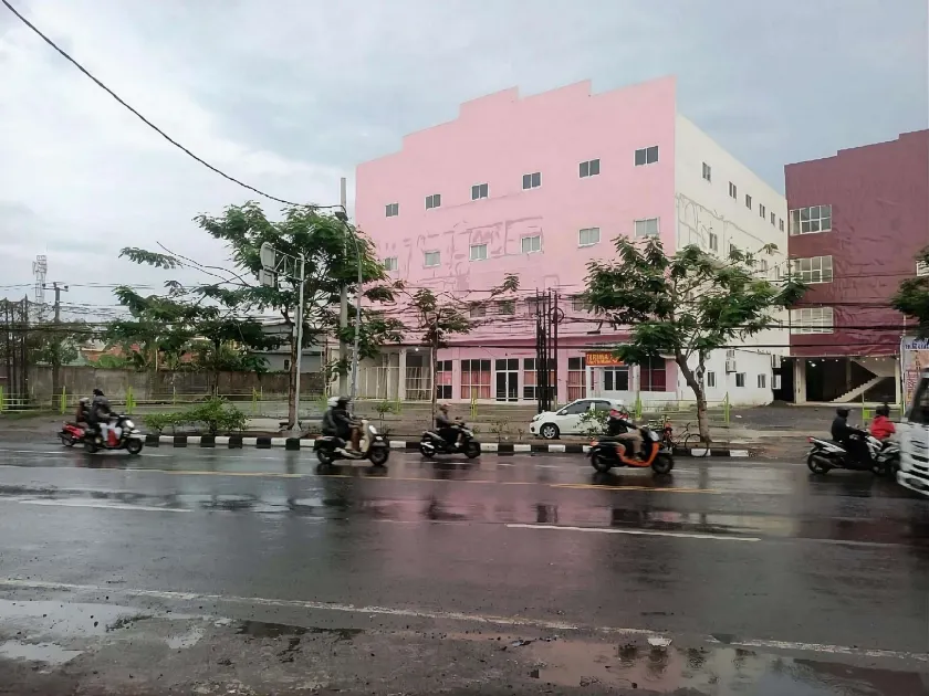 Hotel O Enjoy Homestay & Cafe - Image 1