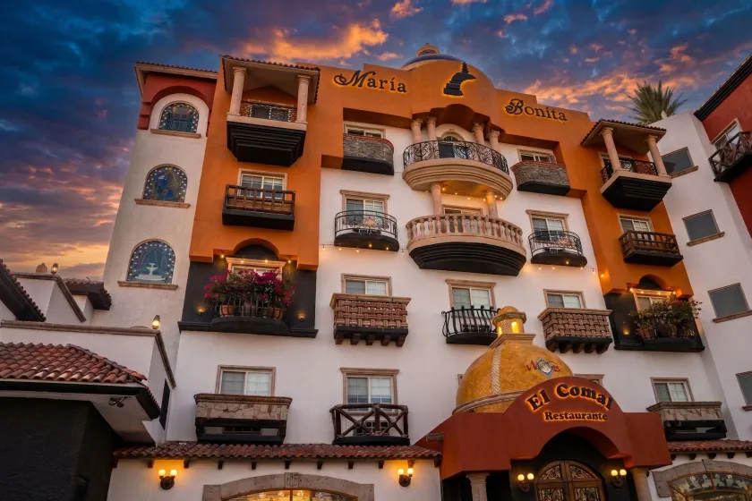 Business Hotel & Suites María Bonita - Image 1