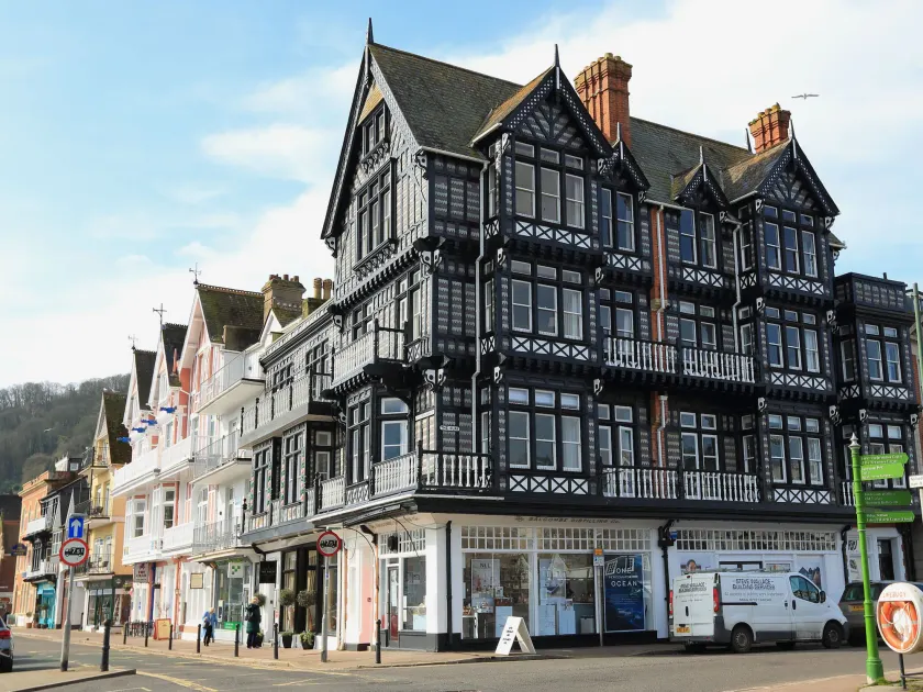 2 York House - Image 1