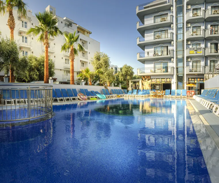 Mutlu Hotel - Image 1