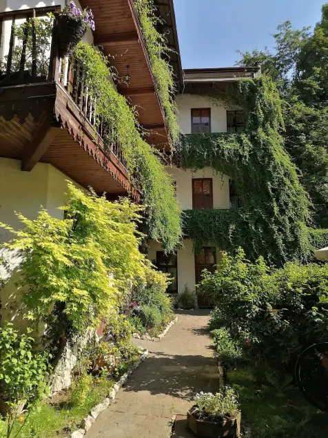 Globtroter Guest House - Image 1