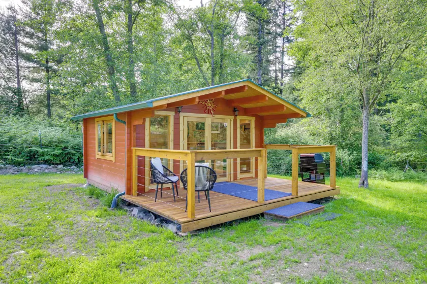 On Hobby Farm: Whidbey Island Tiny Home - Image 1