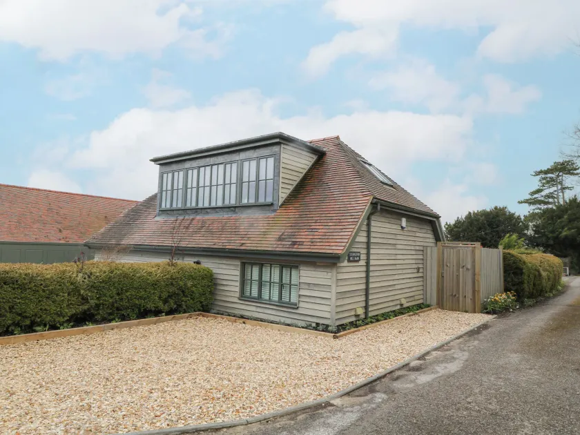 Little Barn - Image 1
