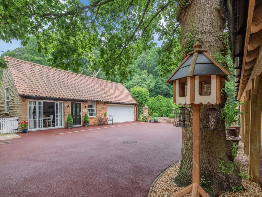 Silvadale Cottage - Image 1