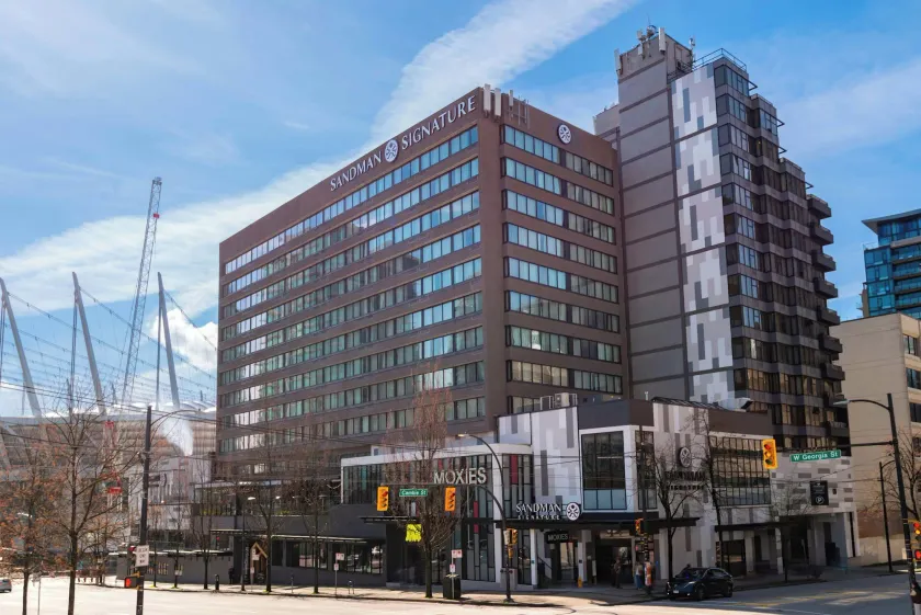 Sandman Signature Vancouver Downtown Hotel - Image 1