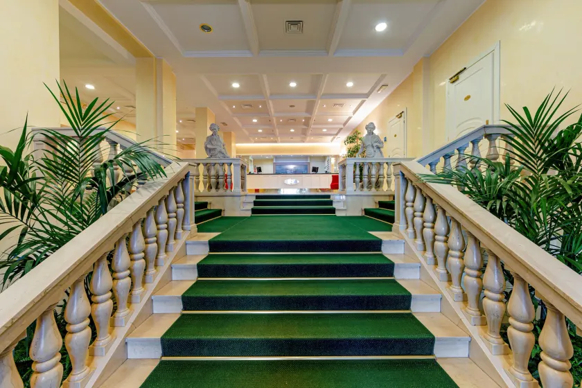 Ambassador Palace Hotel - Image 1