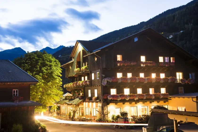 Hotel Mölltalerhof - Image 1