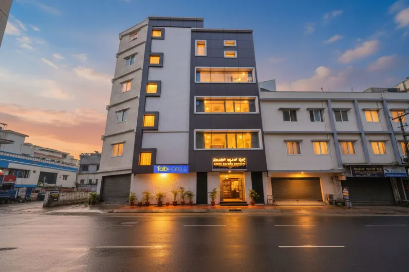 FabHotel Classic Heights - Near Yelahanka Railway Station - Image 1
