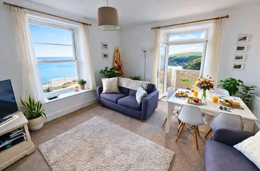ILFRACOMBE RAPHAEL 2 Bedrooms - Image 1